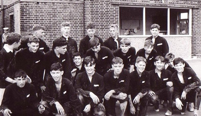 1968 - KEVIN CALVERT, DRAKE 320 AND 321 CLASSES AND OTHER JUNIORS AFTER AN ASSAULT COURSE.jpg