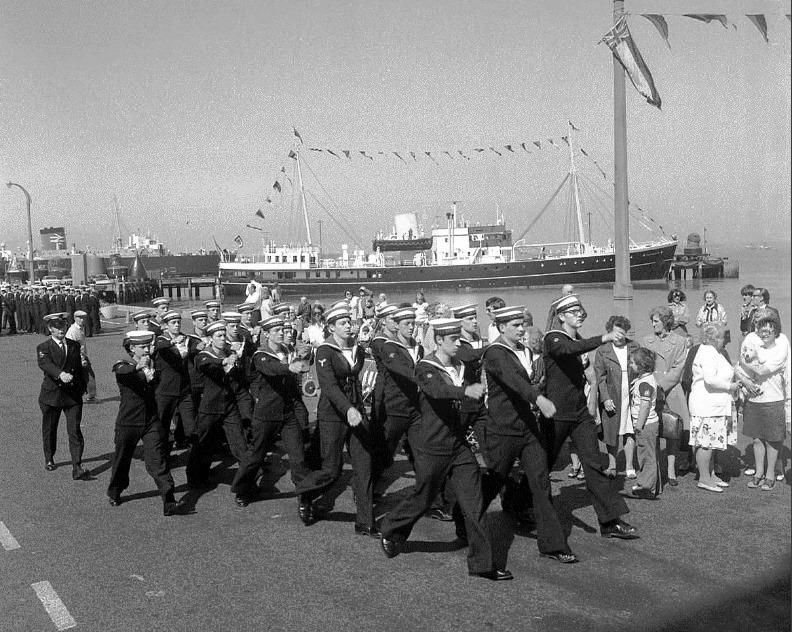 1976, 7TH JULY - MARCHING  TO THE CIVIC FAREWELL AT HARWICH TOWN HALL, A.