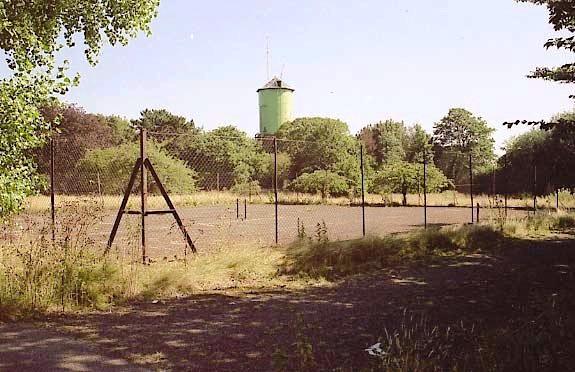 1952 - DOUGLAS CARR - 2002 - TENNIS COURTS.jpg