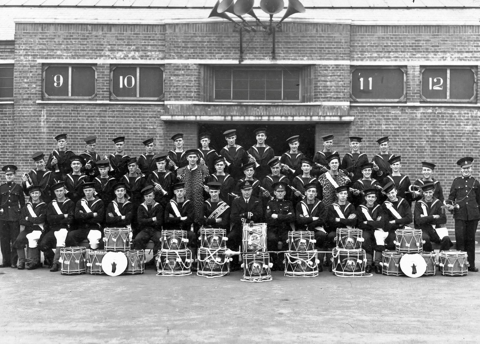 1939-45 - DICKIE DOYLE, THE BAND DURING WW II.jpg