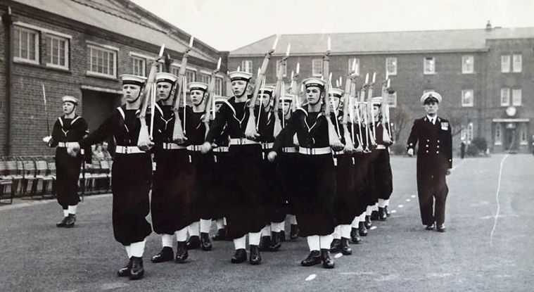 1958, 11TH FEBRUARY - ADRIAN CROSS, HAWKE AND THEN DUNCAN DIVISIONS, 212/222 CLASSES, GUARD AT FRIDAY DIVISIONS, E