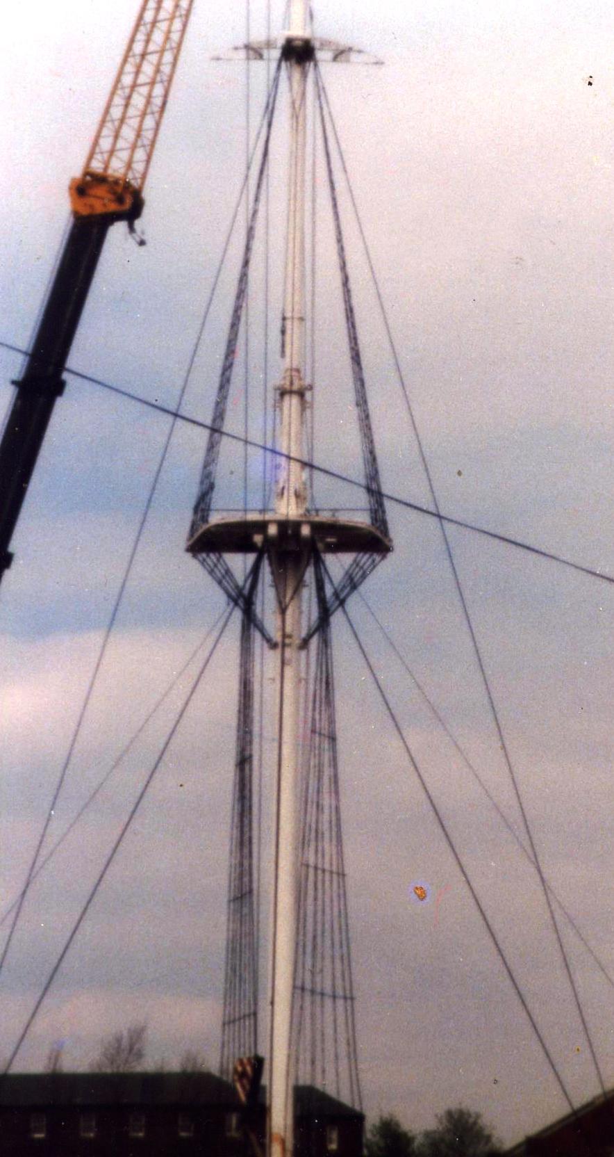 1988 - DICKIE DOYLE, MAIN MAST BEING RE-STEPPED IN PREPARATION FOR THE YARDS TO BE REFITTED.jpg