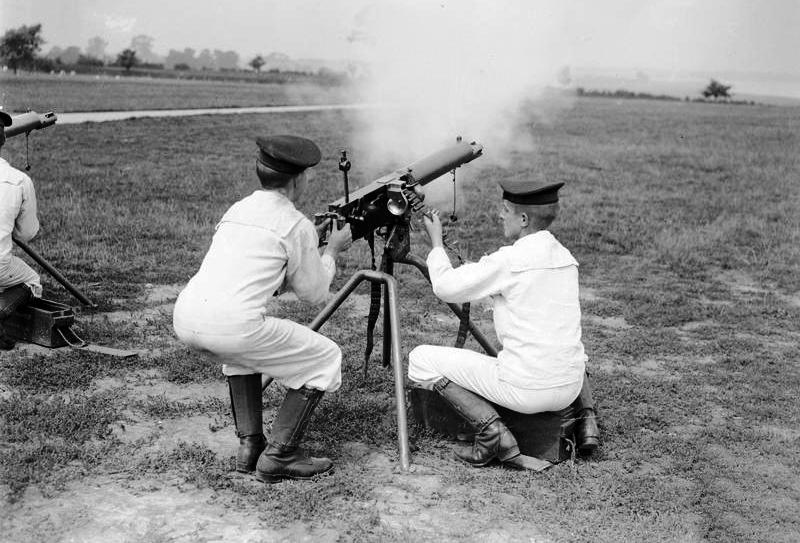 1914-1918 - MAXIM MACHINE GUN TRAINING.jpg