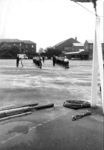 1965c - REG BAILEY, MASTER RIGGER, SUPERVISING MAST REFIT, J.