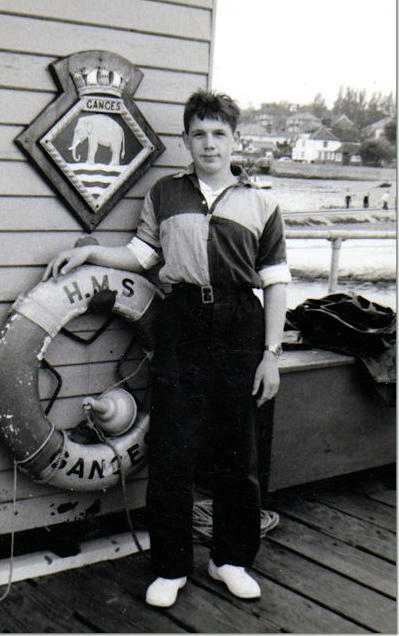 1967, 9TH JANUARY - JOHN ROBERTS, COLLINGWOOD, 200 CLASS, ON THE PIER.jpg