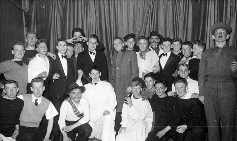 1954, JANUARY - MIKE MARGARY, ANSON DIVISION, 372 CLASS, SODS OPERA IN THE GYM, B..jpg