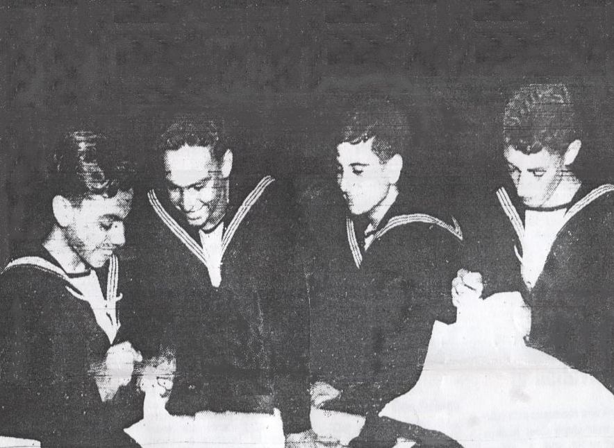 1952, 8TH SEPTEMBER - GUS BORG, DRAKE, 192 CLASS, SEWING OUR NAMES IN.jpg