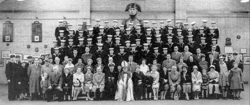 1960 - CHARLES RACKSTRAW, CONFIRMATION CLASS WITH THE BISHOP OF DUNWICH.jpg