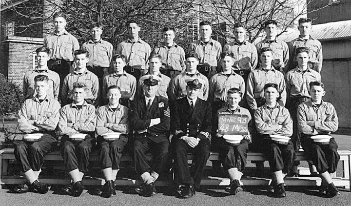 1960, 11TH OCTOBER - ROGER GLEE, HAWKE DIVISION, 93 CLASS, 48 MESS, 08..jpg