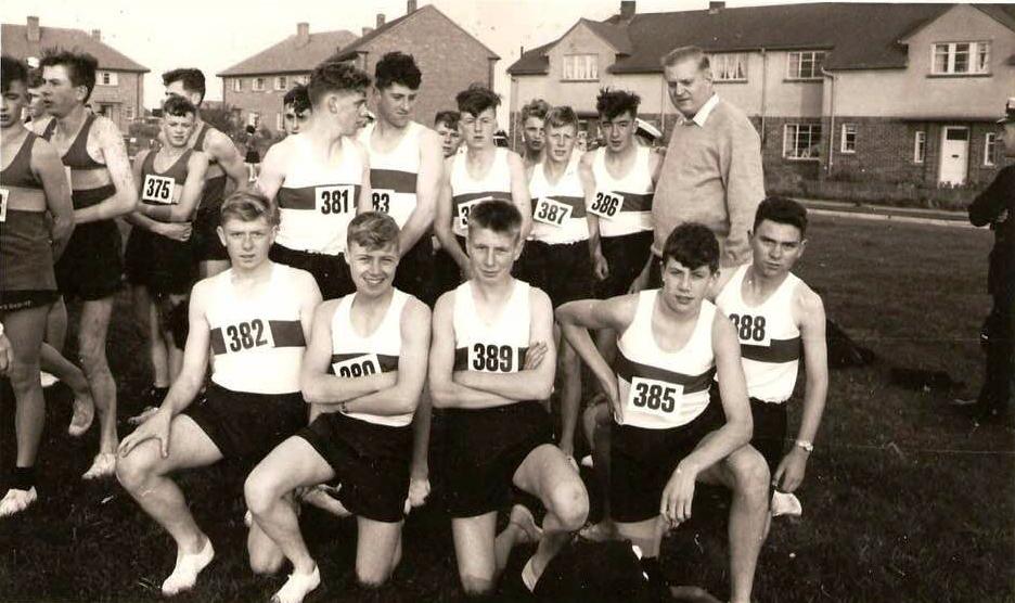 1962, JULY - TERRY WATERSON, HAWKE CROSS COUNTRY TEAM, WITH CCY CULL, IM NUMBER 389.jpg