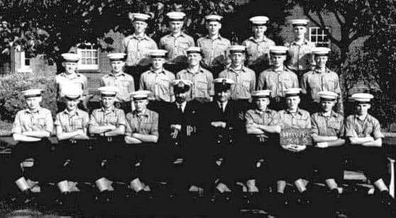 1961 - EDWARD TAYLOR, NOW CTB, HAWKE, 343 CLASS, FRONT ROW, EXTREME RIGHT.jpg