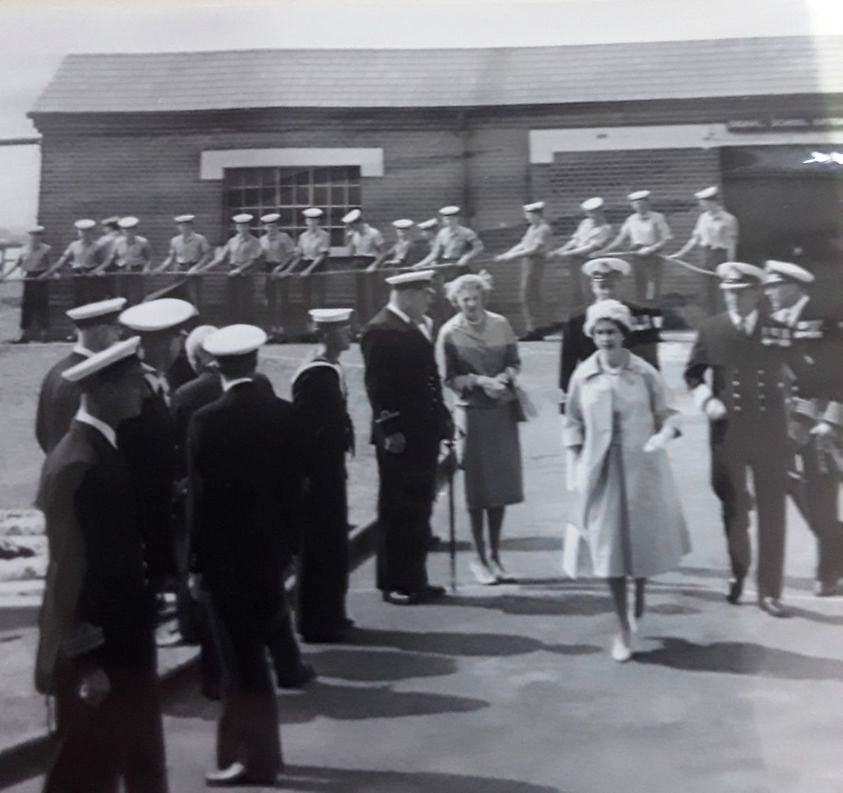 1960, 14TH NOVEMBER - TED HAMMOND, ANNEXE, HARDY, THEN EXMOUTH, 41 MESS, 1O, H.M. THE QUEENS VISIT 1961, 21ST JULY.