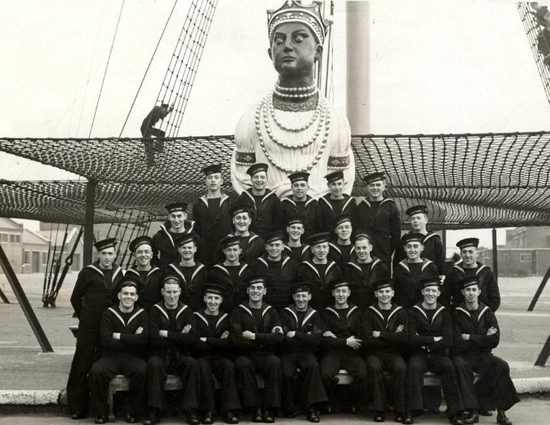 1940-41 - 228 CLASS AT GANGES PRIOR TO TRANSFER TO HIGHNAM COURT ON 2ND SEPTEMBER 1940..jpg