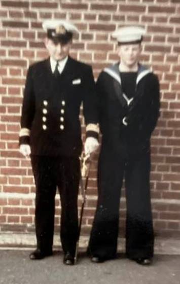 1961 - JOHN TWIGG, 39 RECR., GRENVILLE, 120 CLASS, WITH LT. CDR. ON PARENTS DAY.jpg
