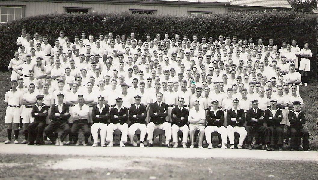 1937, 5TH JULY - ALEC ERNEST BLOIS, 05., PROBABLY DIVISIONAL PHOTO TAKEN ON SPORTS DAY.jpg