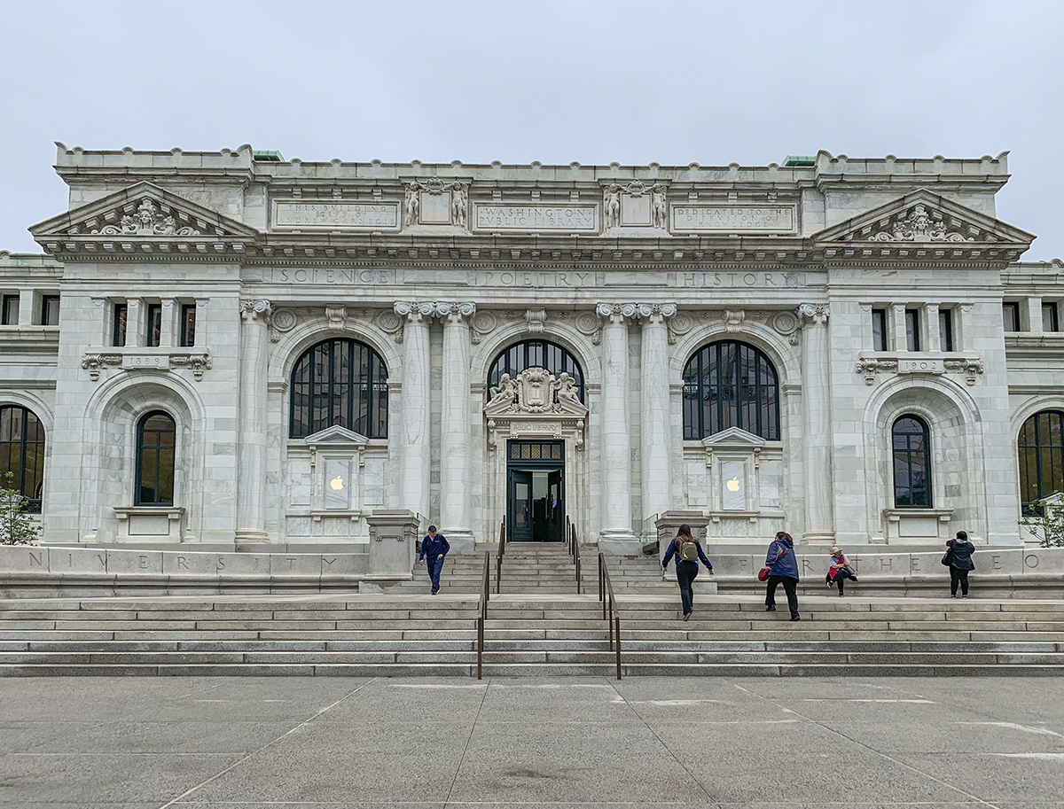 Unlikely venue for an Apple store