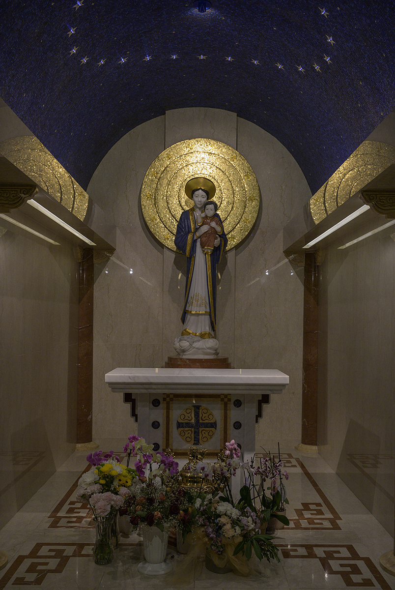 Vietnamese Madonna