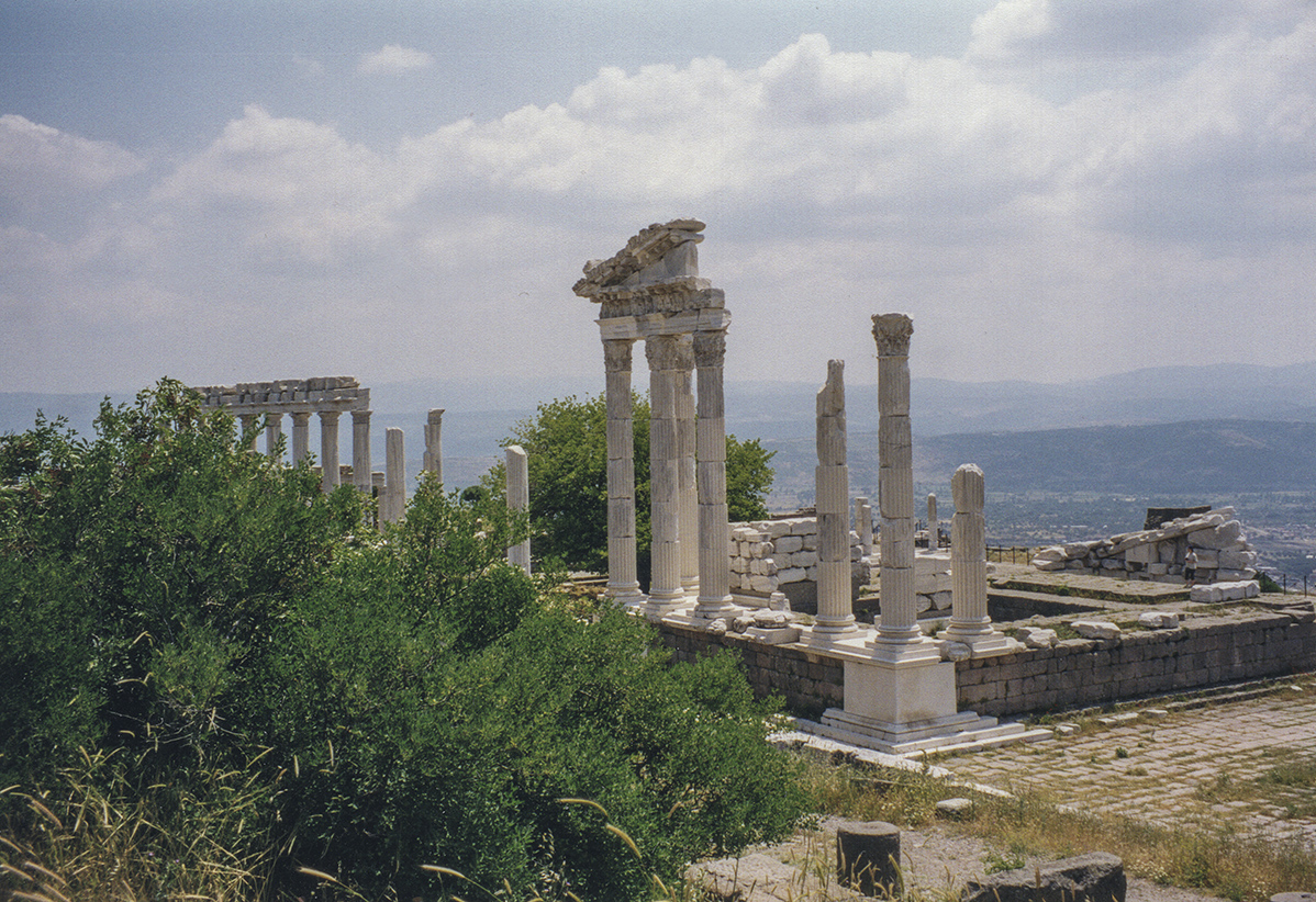 Trajaneum (temple), Pergamon