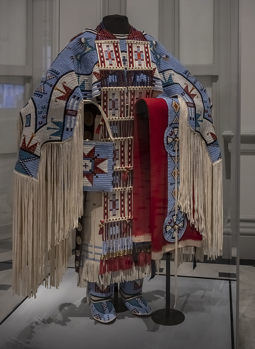 Give Away Horses, Joyce, Juanita, Jessa Rae Growing Thunder Fogerty (Dakhota, Nakoda), 2006