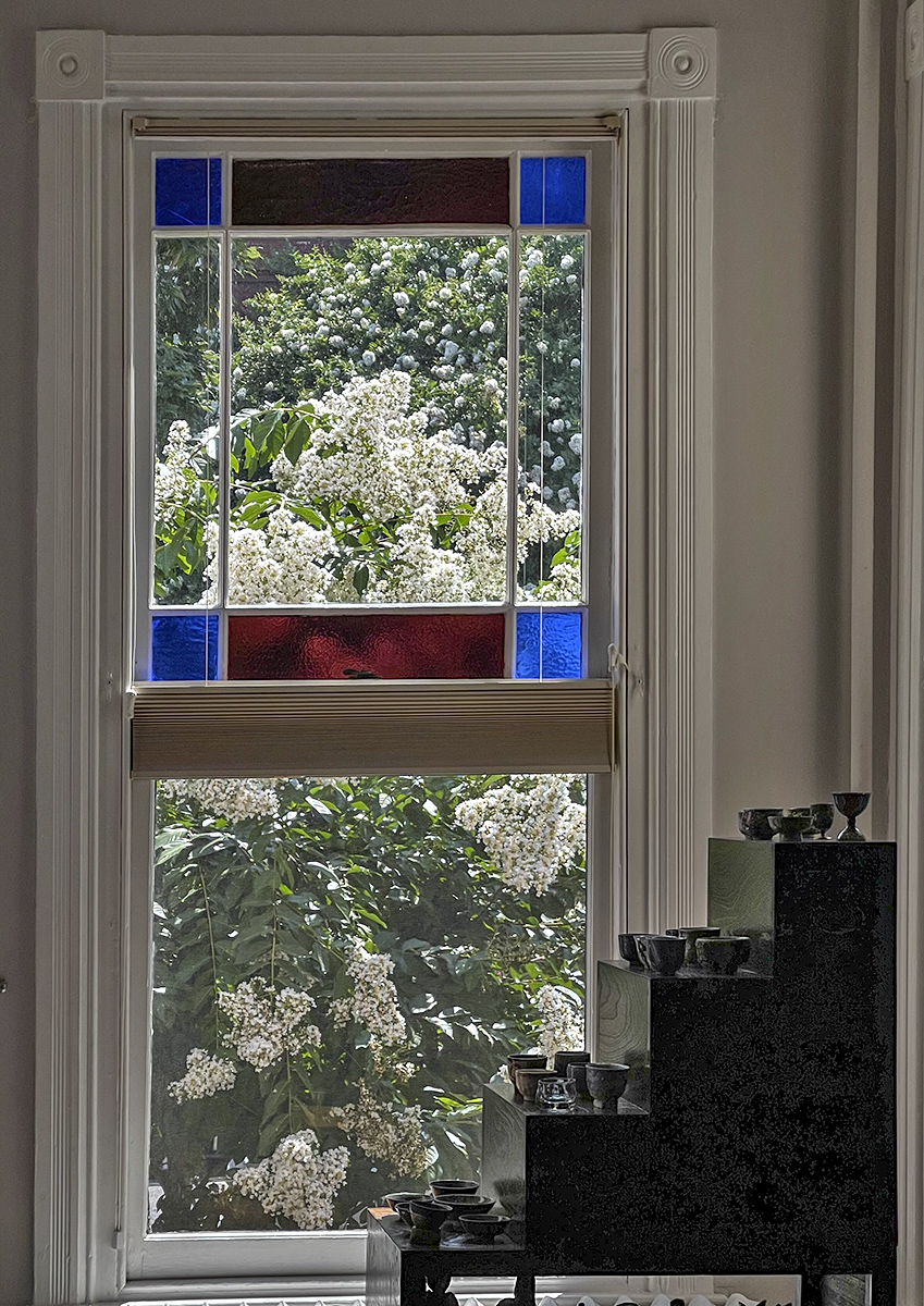 Picture window