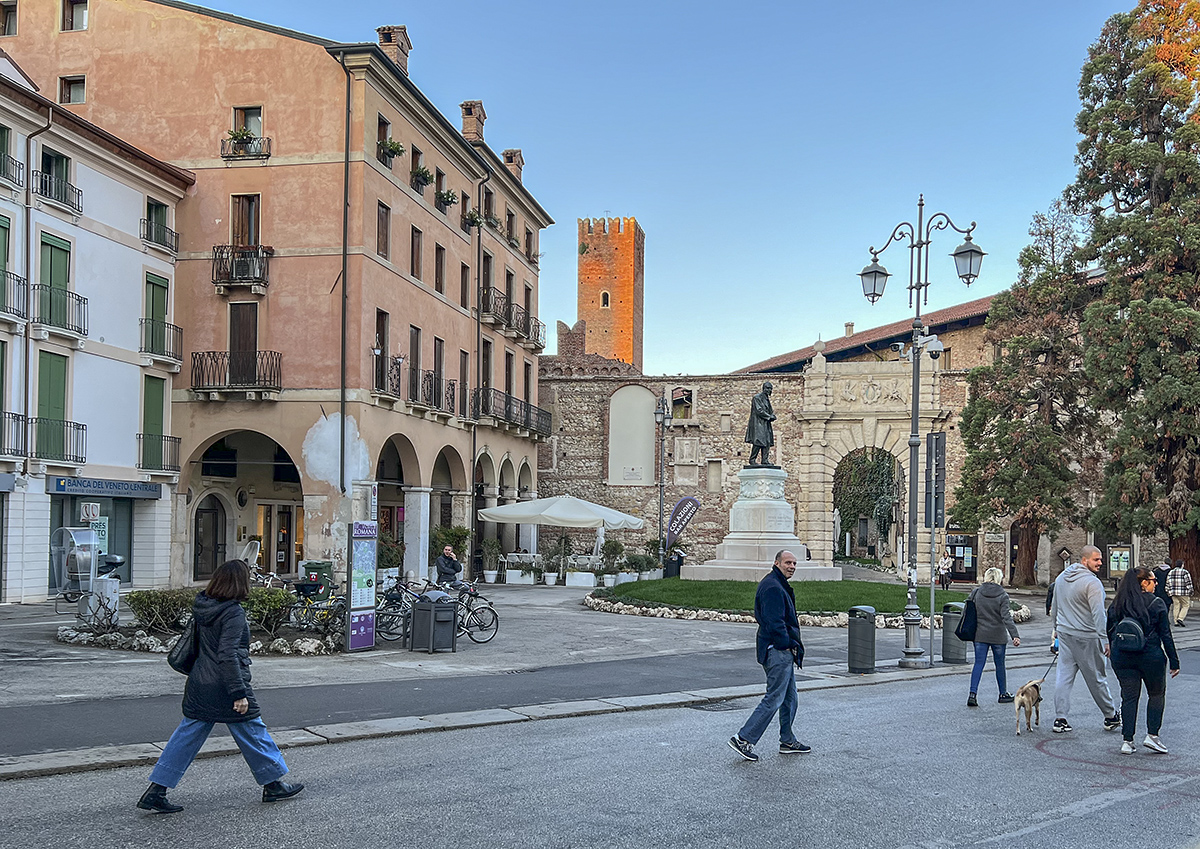 Vicenza street scene