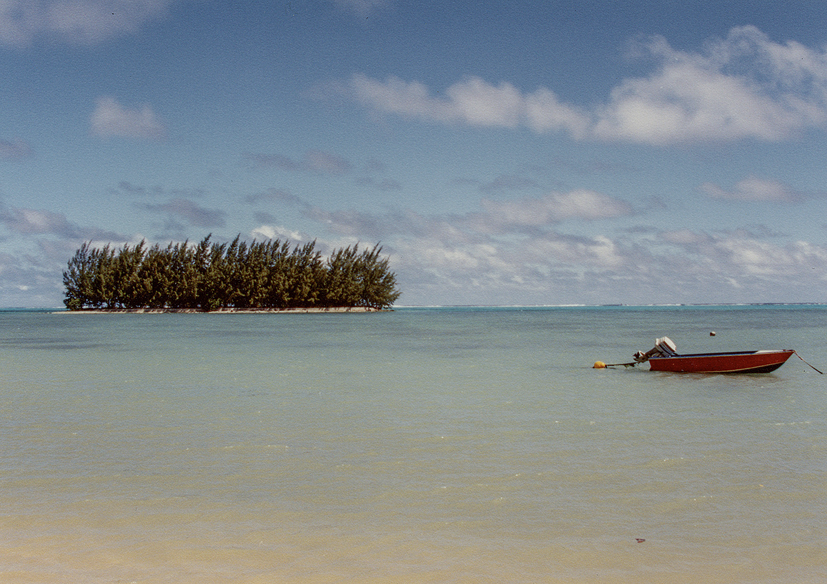 Moorea Village island
