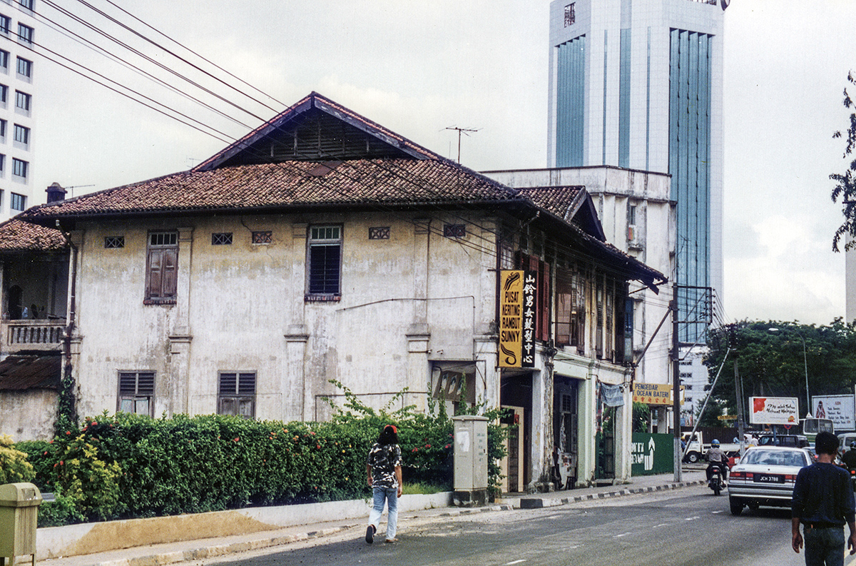 Dramatic contrast, Johor Bahru, Malaysia