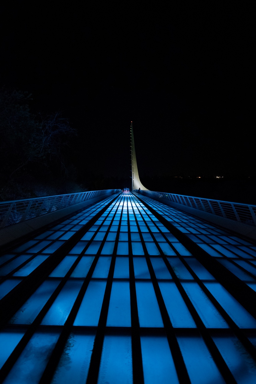 Sundial Bridge at night