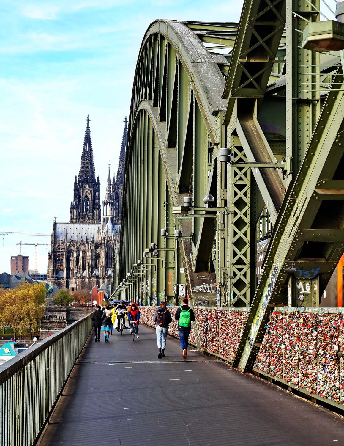 The cathedral, seen from the bridge. 