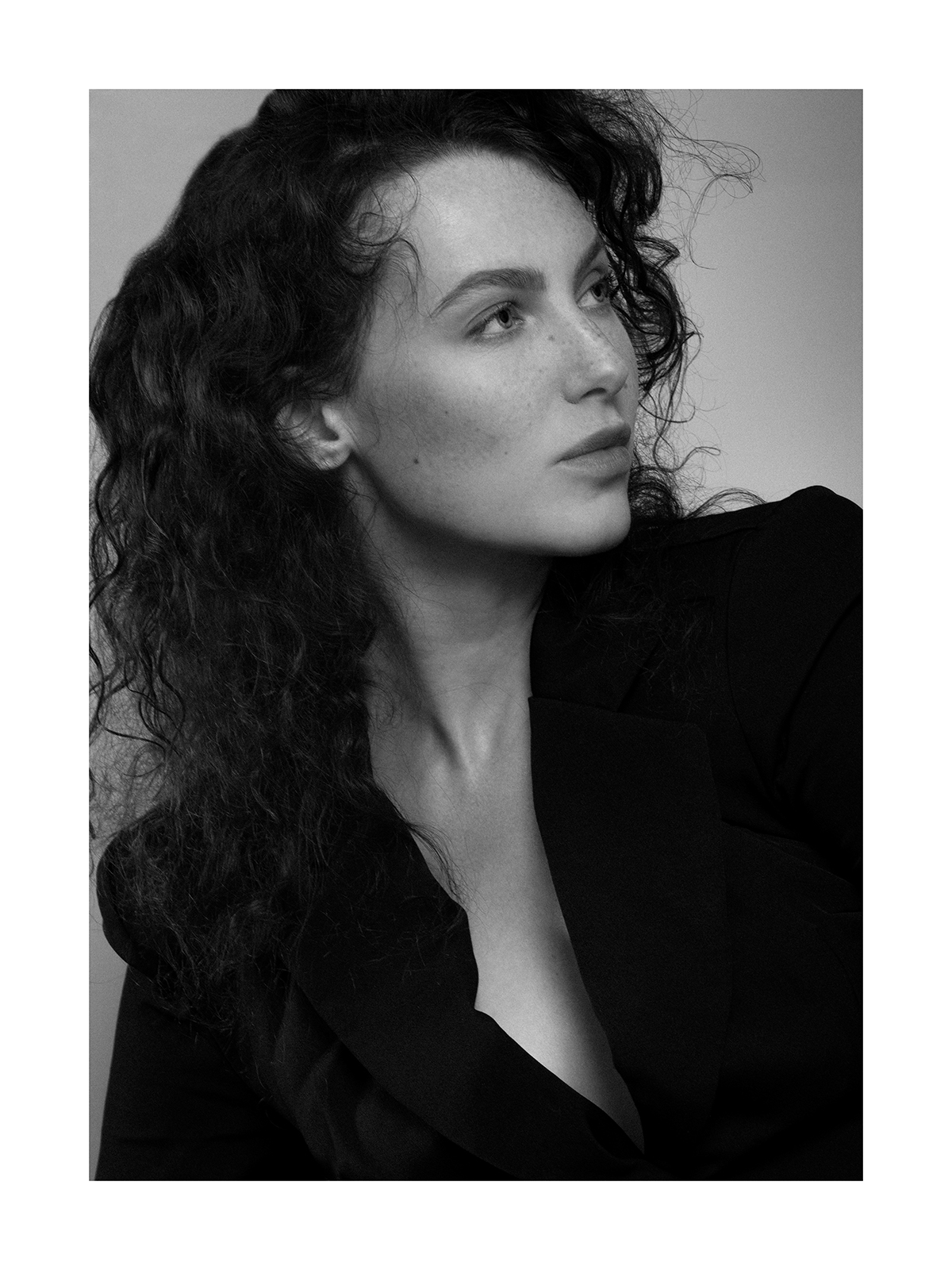 Ashleigh B&W