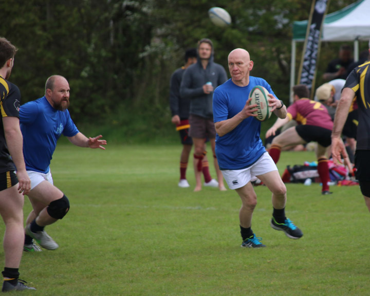 Dobby Likes Rugby
