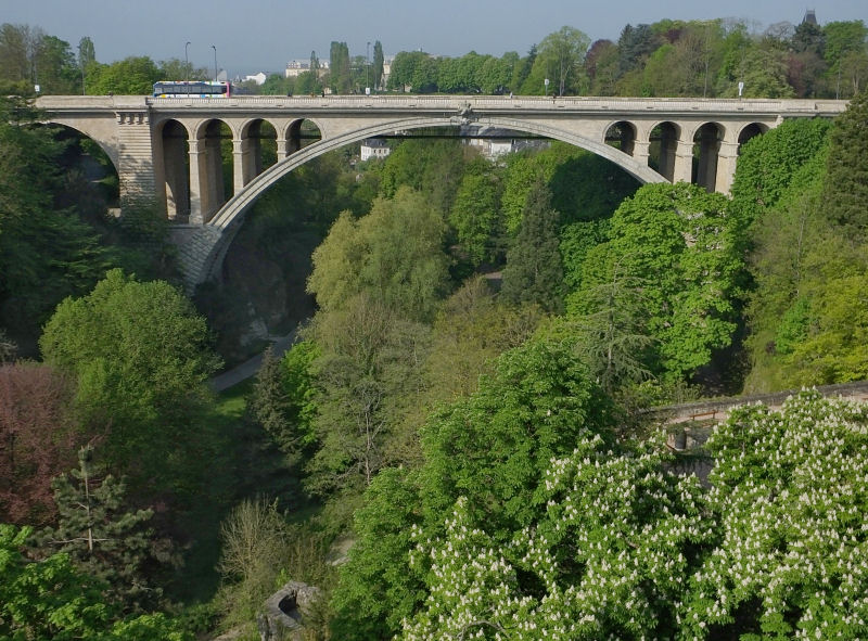  Pont Adolphe over Petrusse gorge from Place de la Constitution