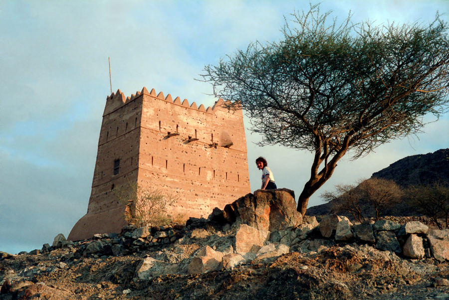 The ruined fort at Hayl, near the Indian Ocean coast