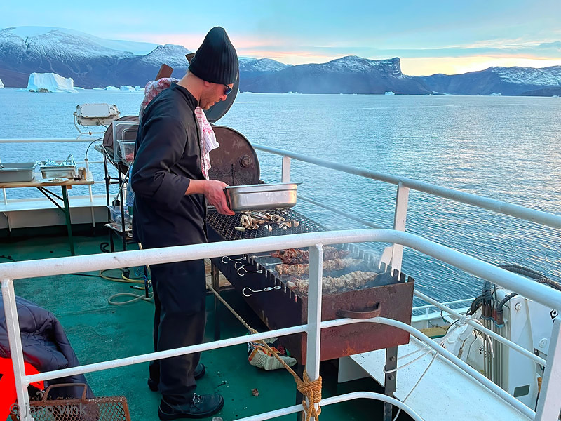 BBQ on the Hondius - BBQ op de Hondius