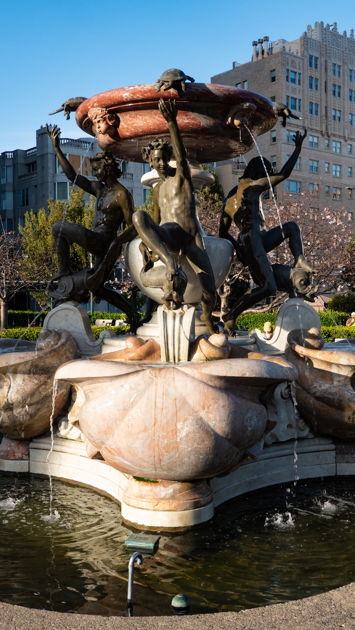Huntington Park Fountain of the Tortoises