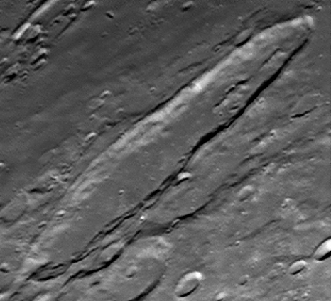 moon0066 19-07-14 22-42-47.JPG