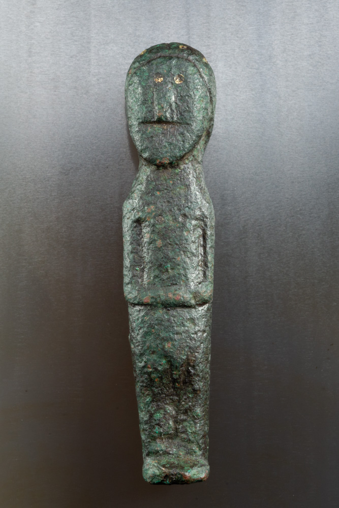 Amuletic male figurine (fertility deity), ca early 7th C, 51 mm, from Friston, Suffolk