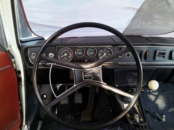 Volvo_142S_69_3.jpg.crdownload