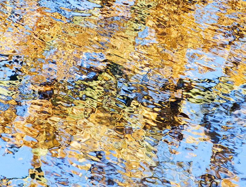 surfaces 327