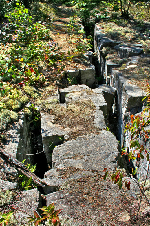 Sentier KKKO / FRACTURES et FISSURES ( 2)
