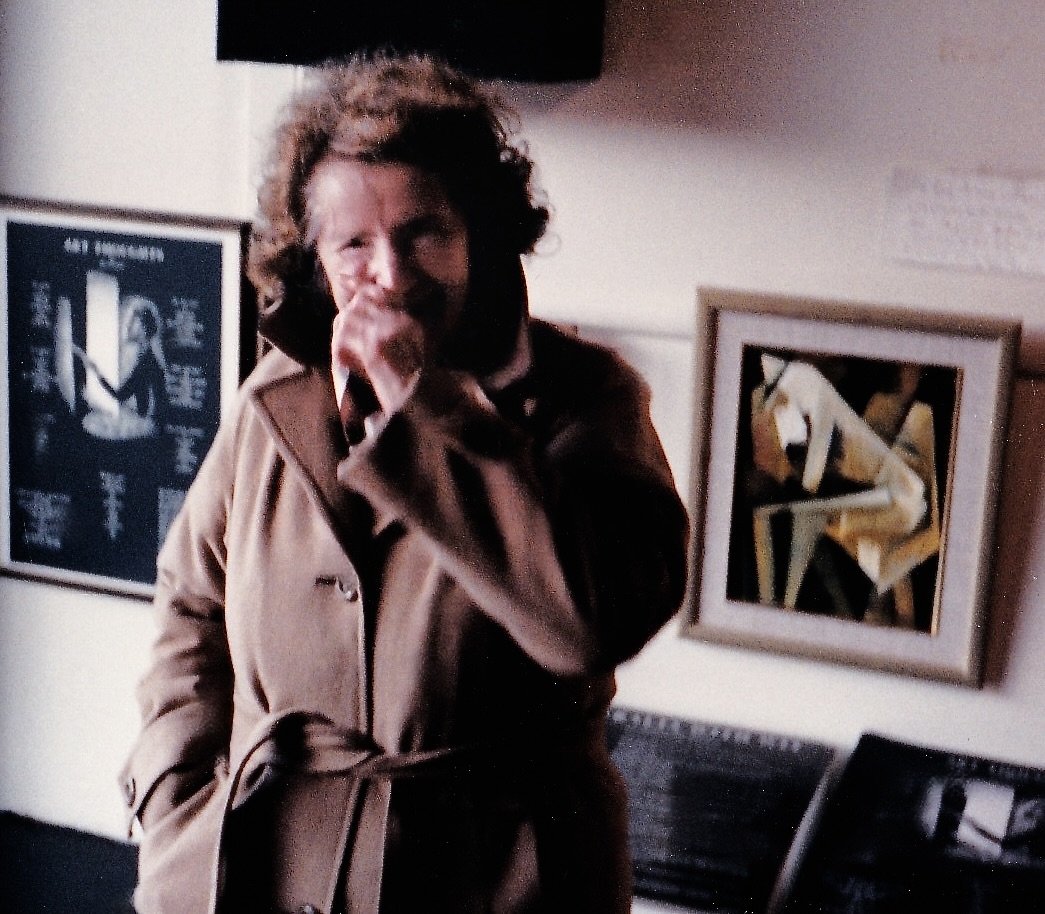 Lotte Scharf -  The Art Dealer & Artist - Painter & Textile Designer 