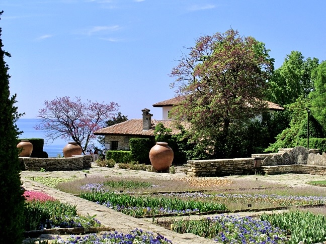 Month of May gardens not in flower