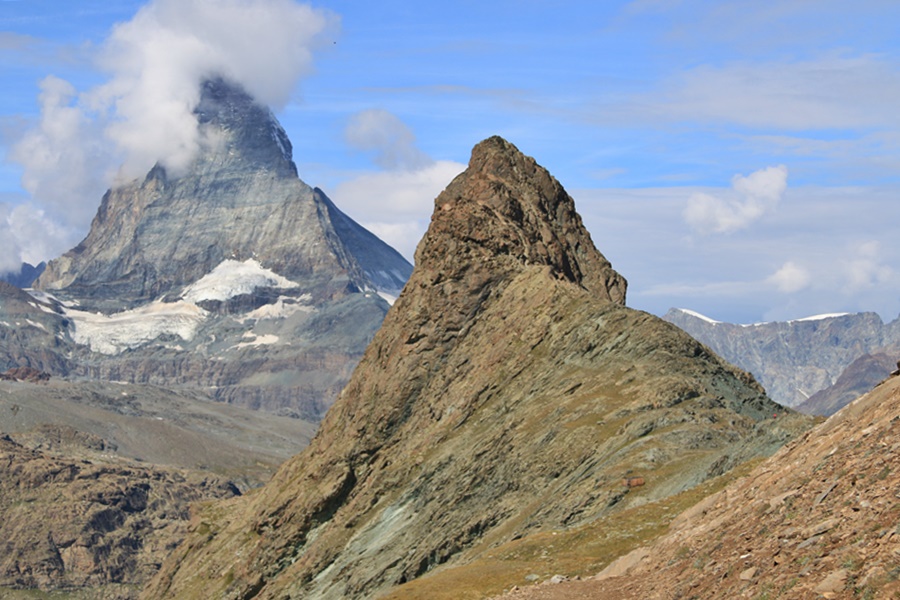 Riiffelhorn with The Matterhorn in the background