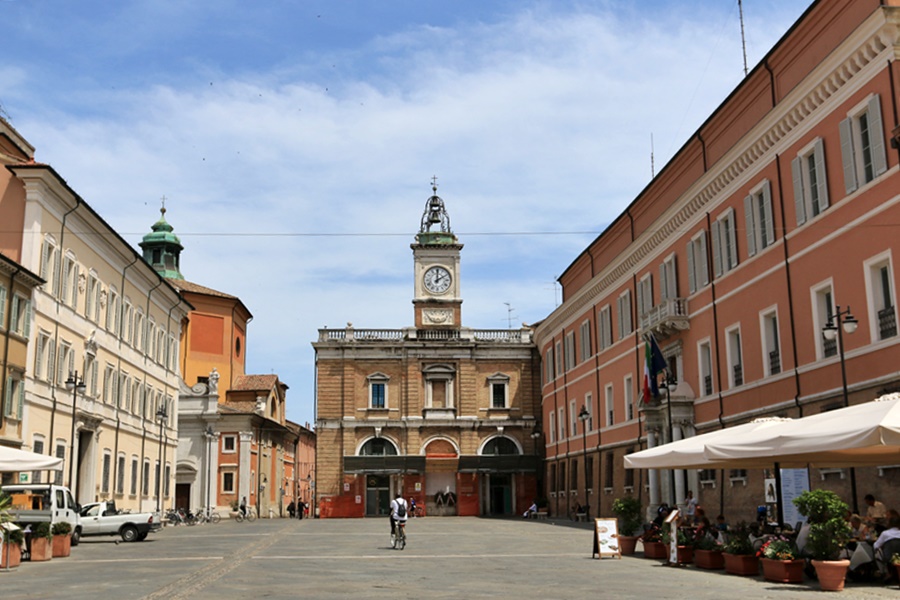 Ravenna. Piazza del Popolo