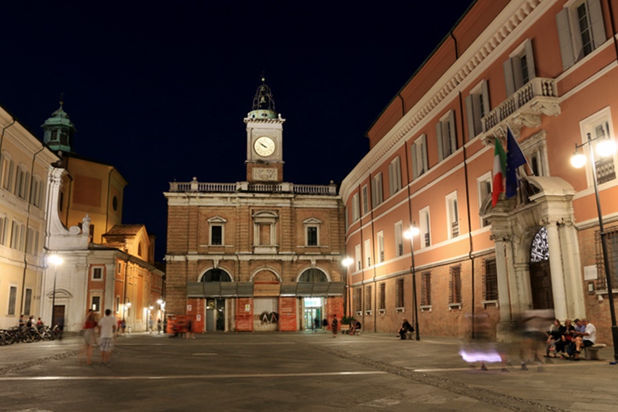 Ravenna. Piazza del Popolo