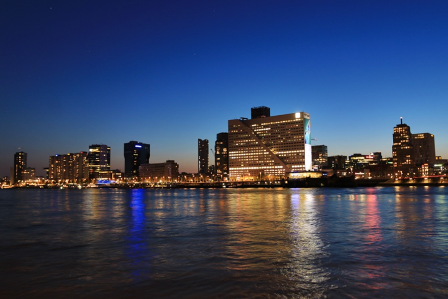 Rotterdam. Nieuwe Maas