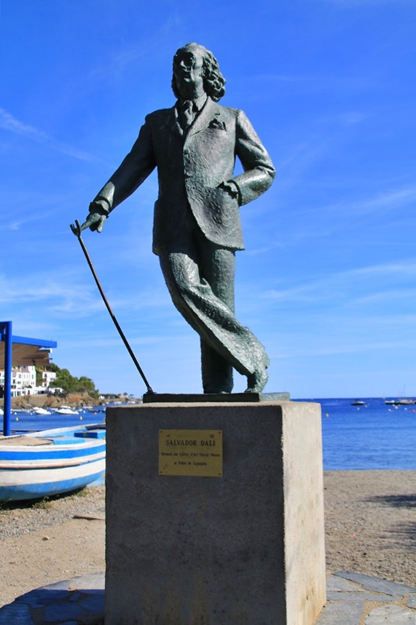 Monument to Salvador Dal