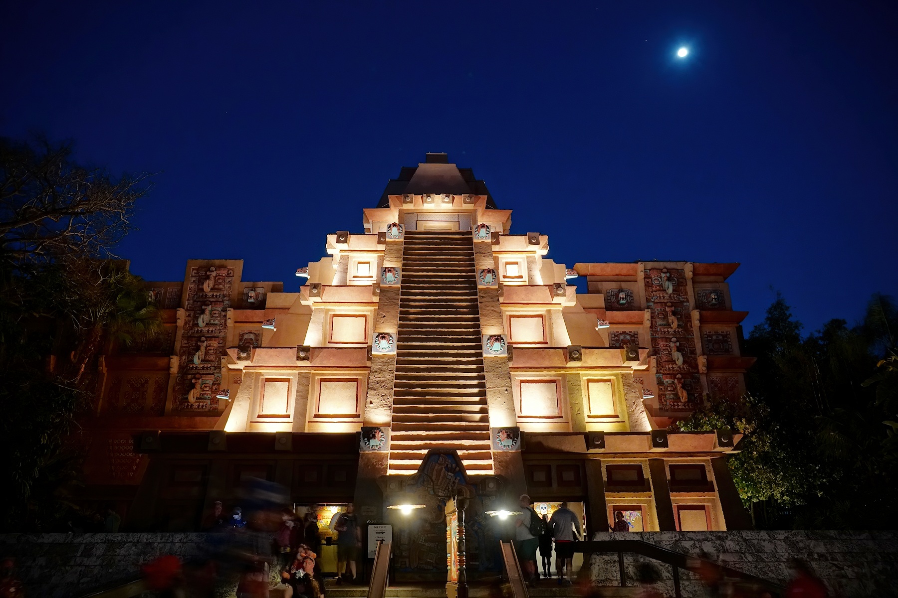 Mexico pavilion at night