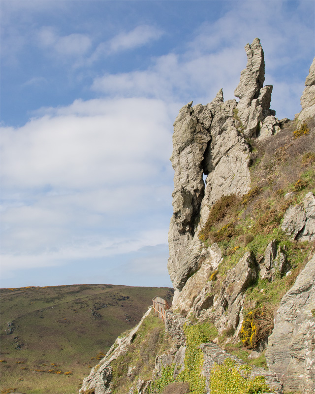 Sharp Tor 04-04-23.jpg
