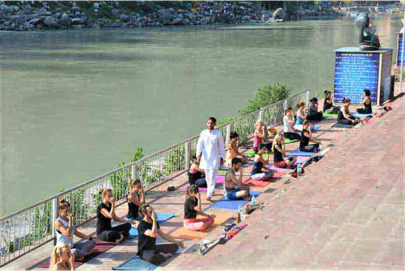 200 Hour Yoga Teacher Training School in Rishikesh India